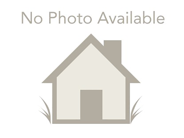 685 SE 8th Ave